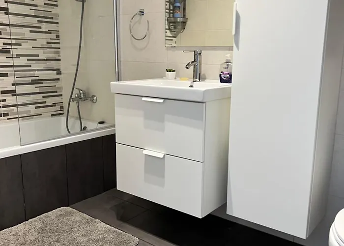 Amazing 2 Bed Gozo 艾因西莱姆