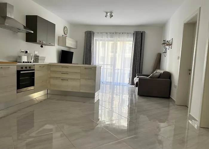 Amazing 2 Bed Gozo Apartamento Ghajnsielem